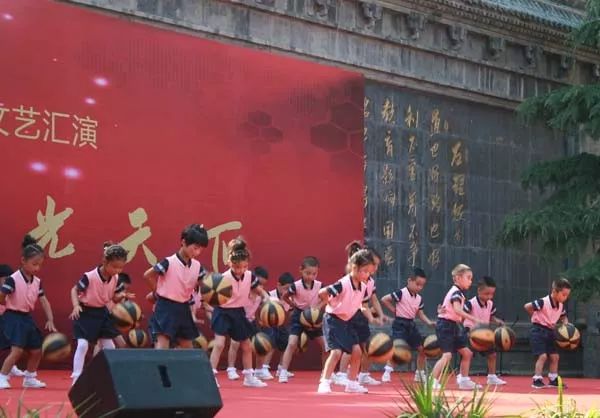 体操校庆小学生祝福语_小学厂播体操_小学生校庆体操