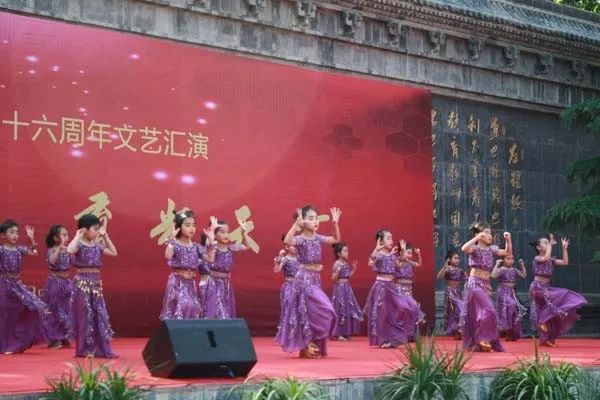 小学生校庆体操_体操校庆小学生祝福语_小学厂播体操