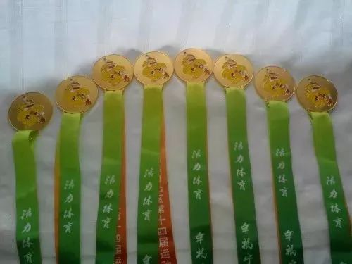 大学城篮球培训_成年篮球训练营_大城冠军篮球训练营
