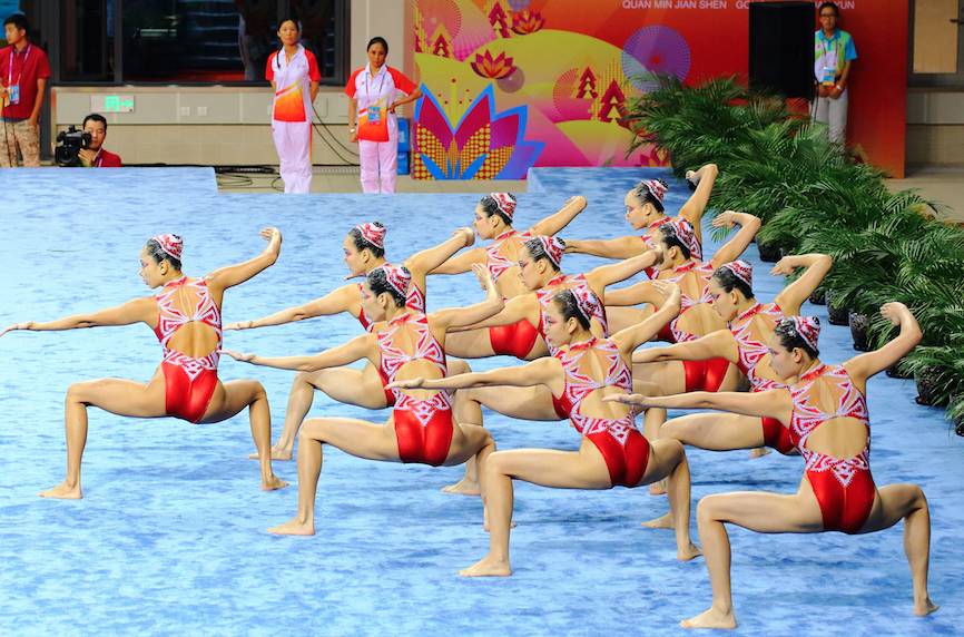 单人花样游泳自由自选赛况_单人花样游泳夺冠视频中国_花样游泳男子单人冠军是谁