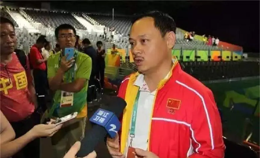 奥运举重冠军现状_奥运会举重冠军父母反应_奥运举重冠军落魄